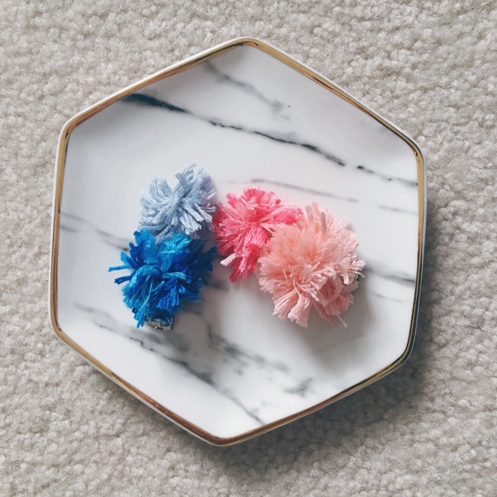 Pom Pom Hair Clips